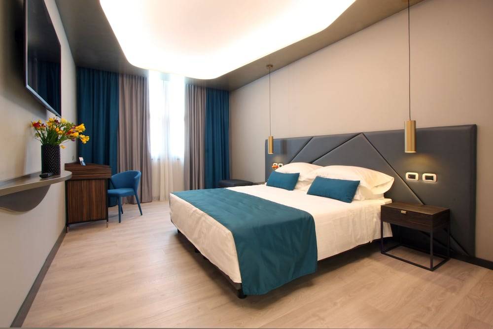 The Hive Hotel 2
