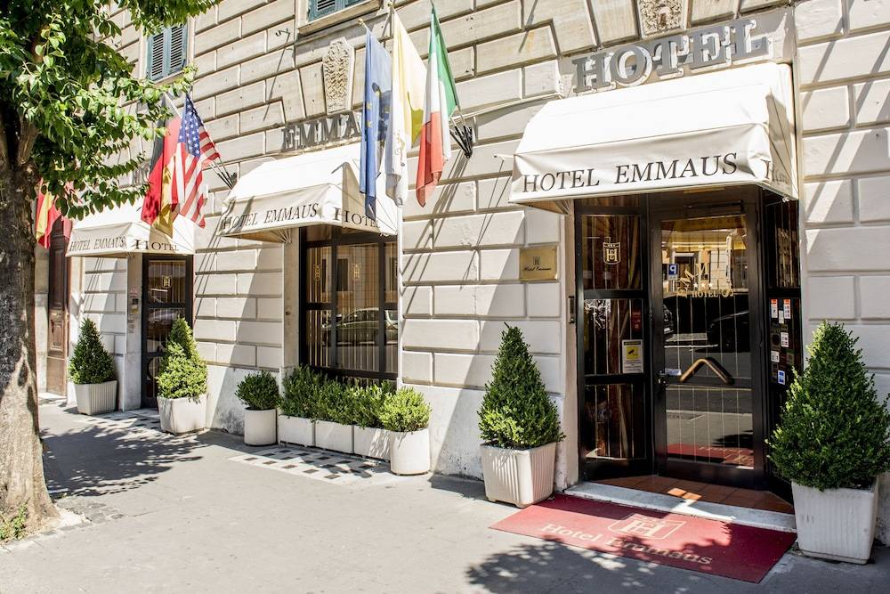 Hotel Emmaus 1