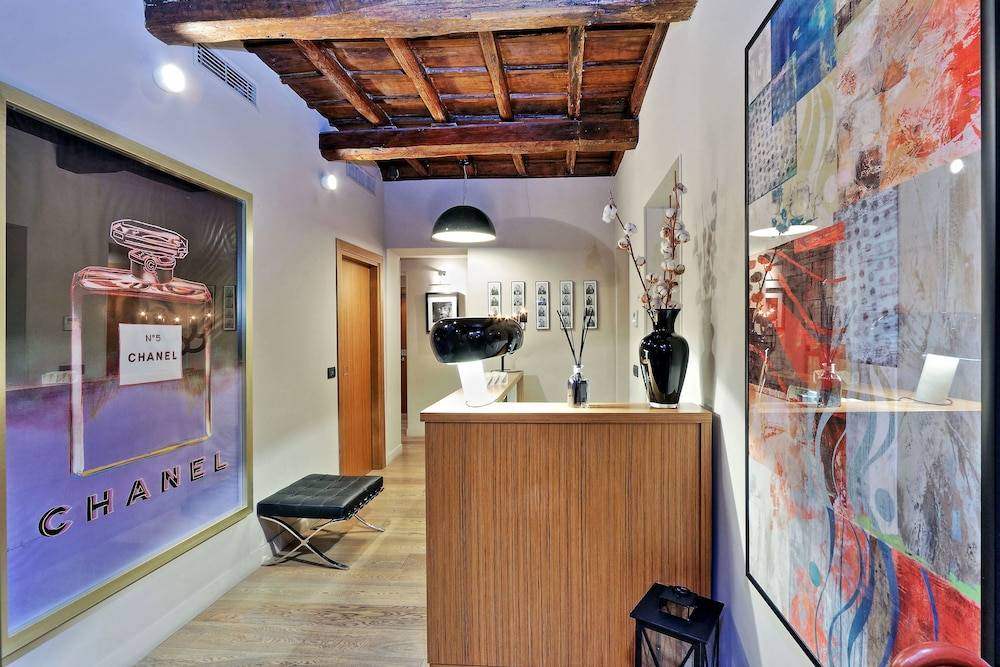 DownTown Boutique House - CA Domus Collection 1