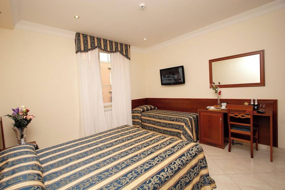 Guest House Galaxy 1