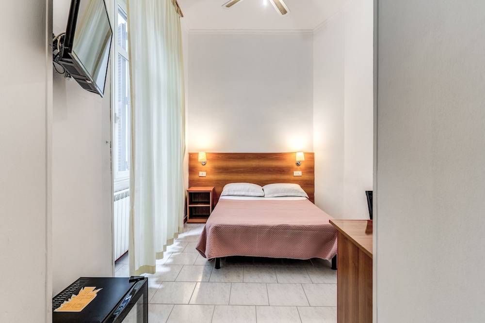 Hotel Altavilla 9 2