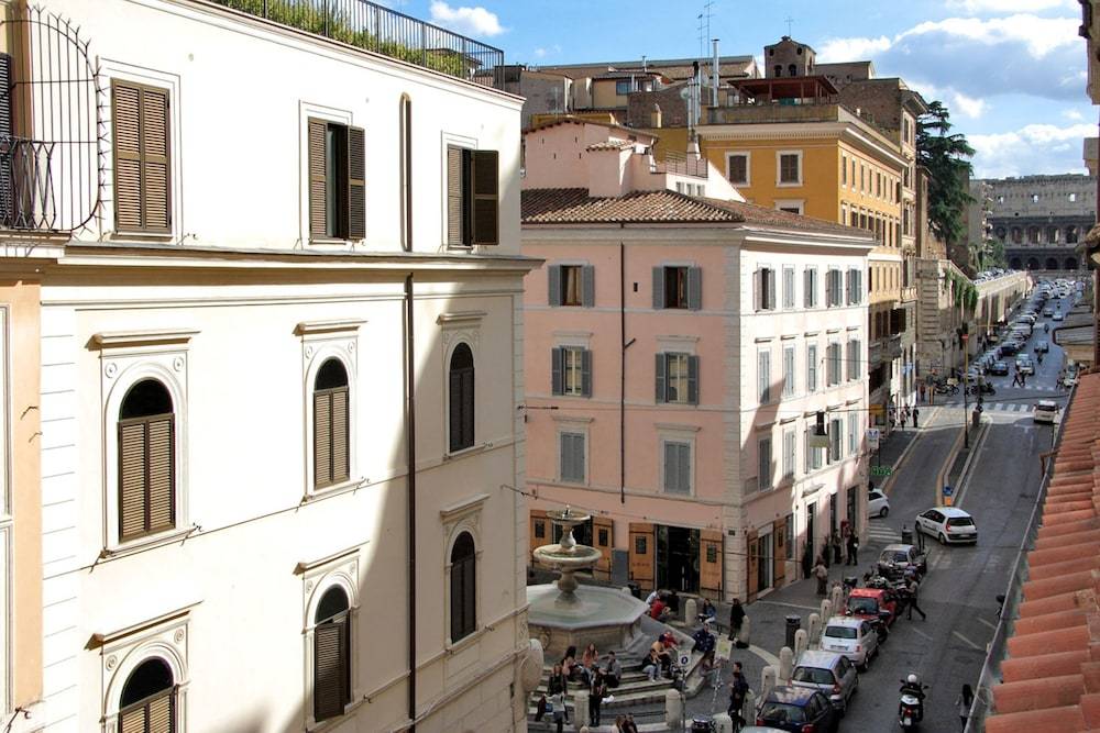 Daplace - HQH Colosseo 1