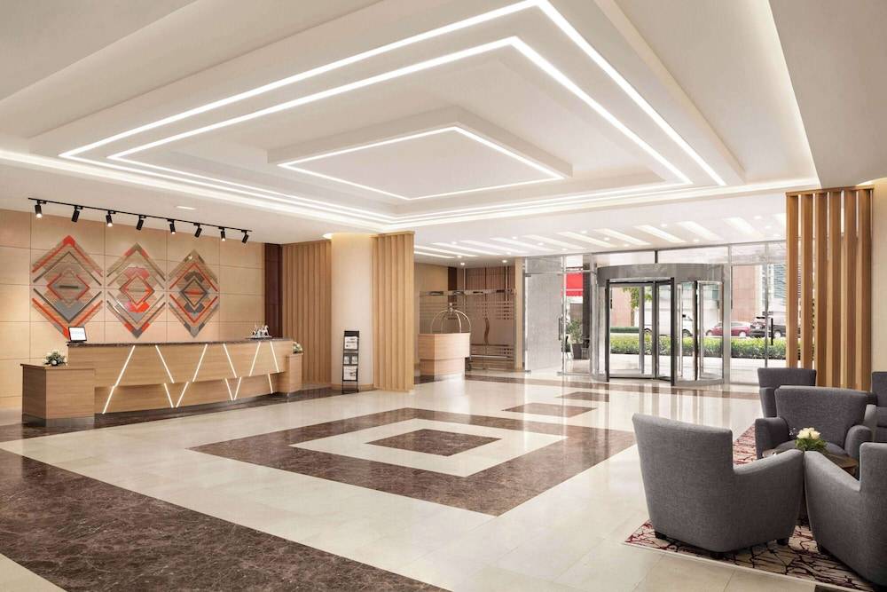 Ramada by Wyndham Dubai Deira 2