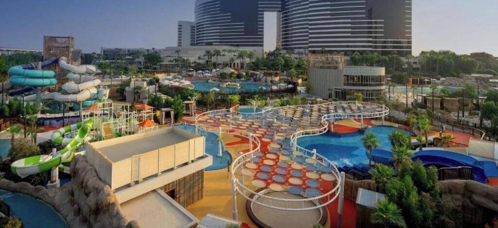 Grand Hyatt Dubai Resort & Waterpark 1