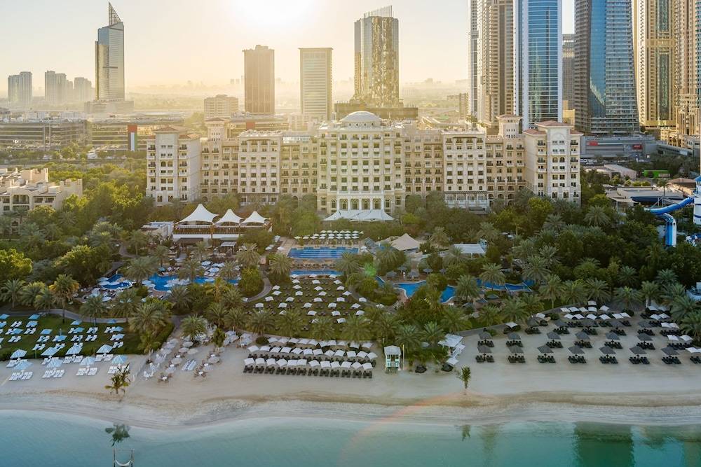 The Westin Dubai Mina Seyahi Beach Resort and Waterpark 1