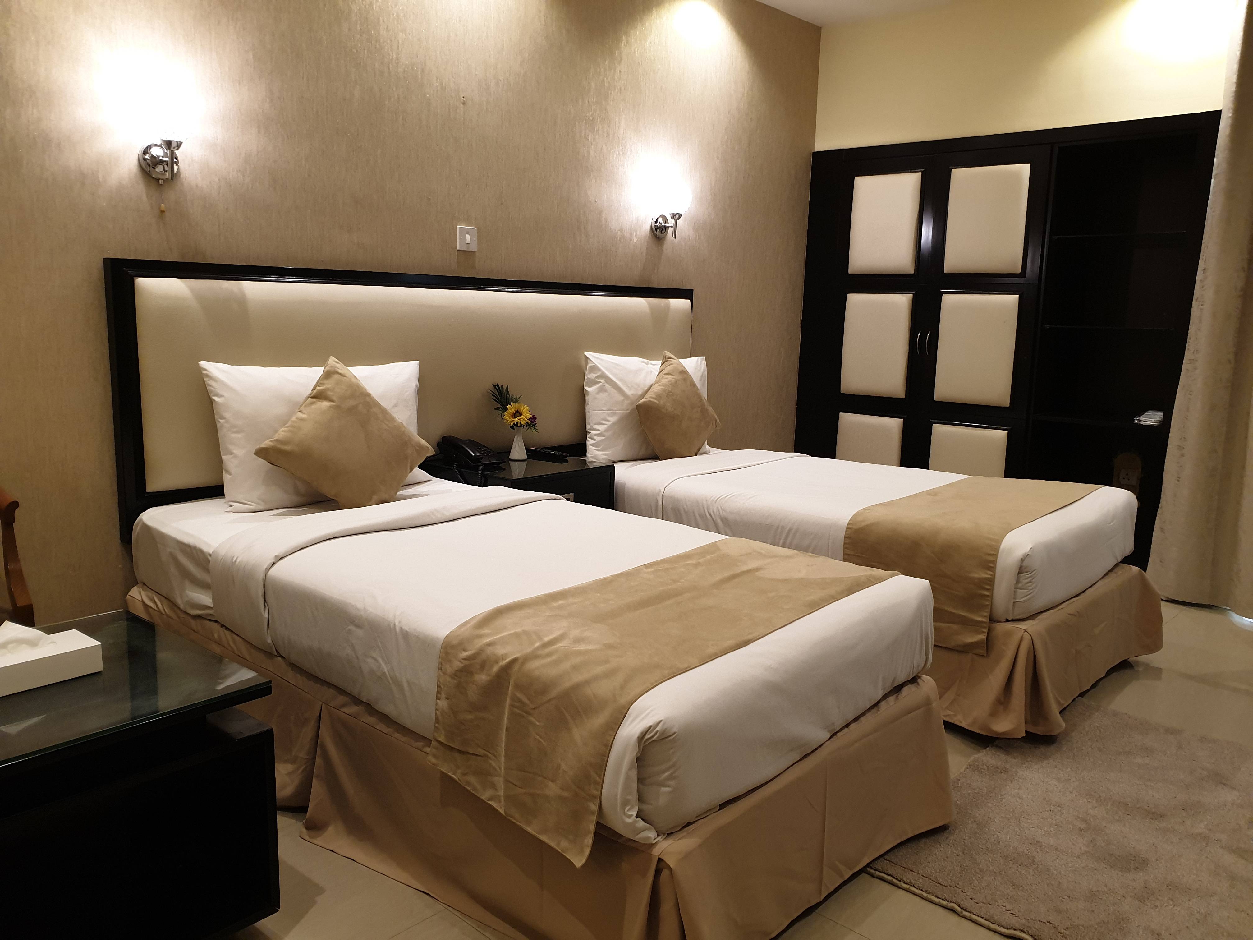 Palm Beach Hotel 2