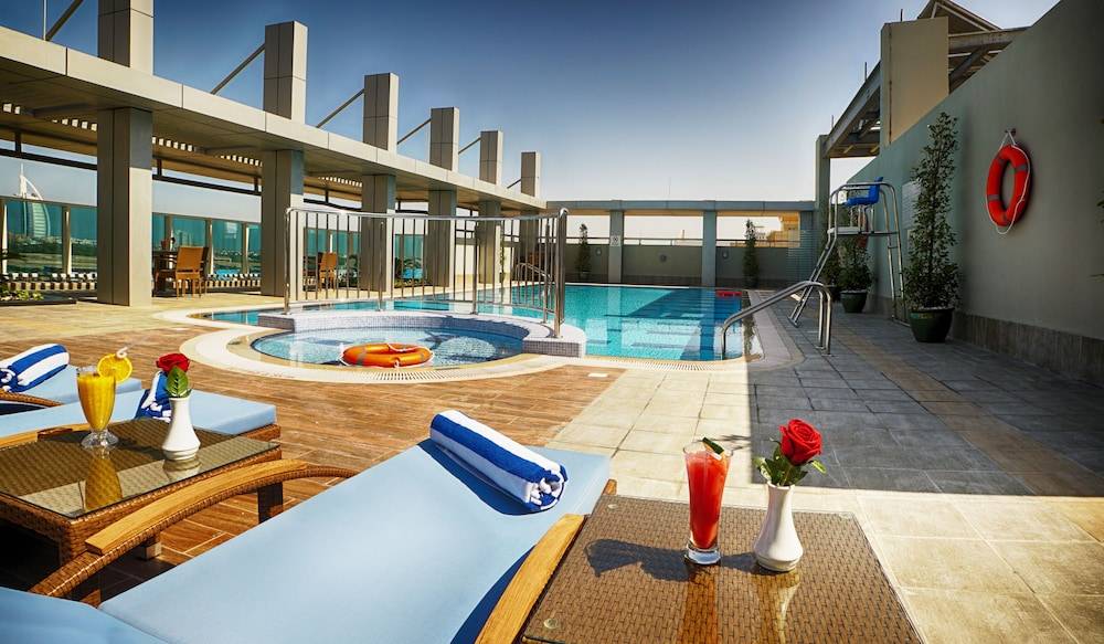 Rose Park Hotel - Al Barsha, Opposite Metro Station 1