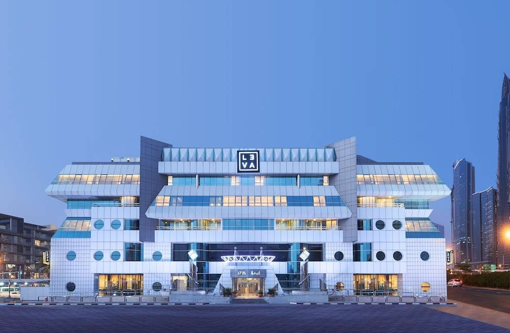 Leva Hotel and Suites, Opposite Downtown 1