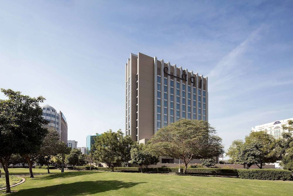 Rove City Centre, Deira 1