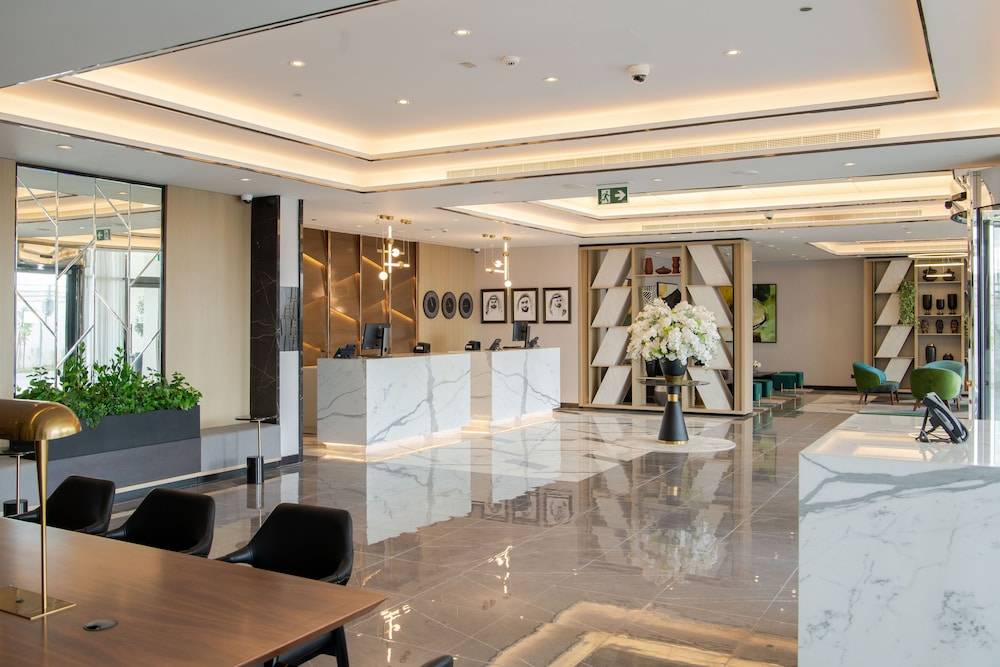 DAMAC Hills 2 Hotel, an Edge by Rotana Hotel 2