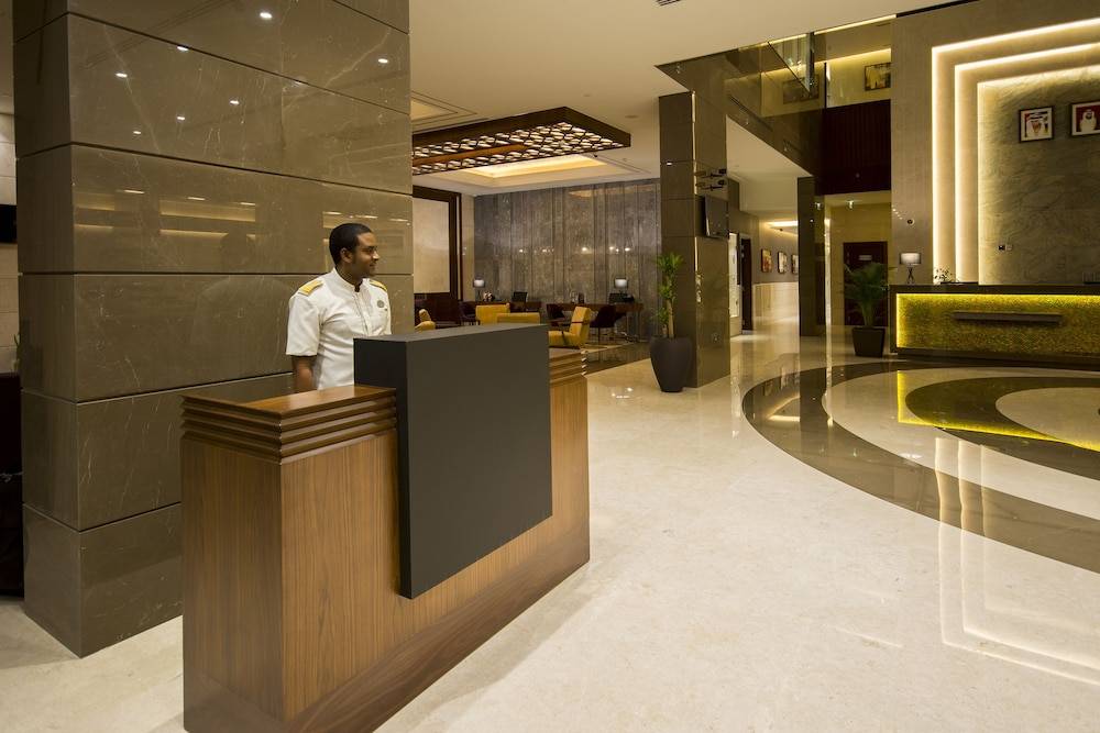 Golden Tulip Media Hotel 2