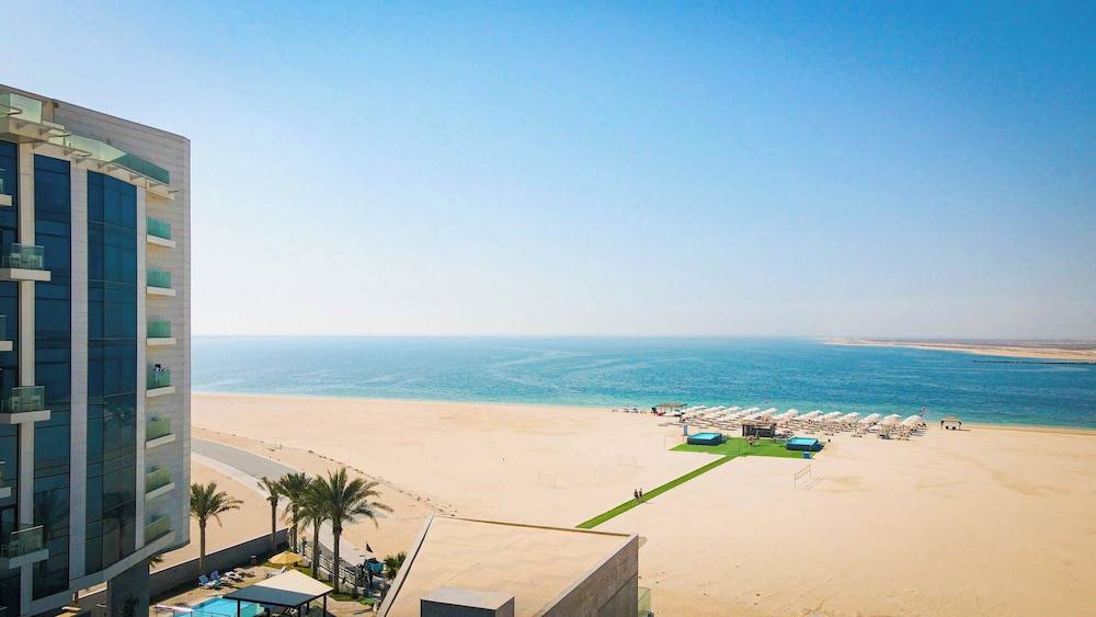 Sea Point Hotel Dubai Islands Formerly Park Regis by Prince 1