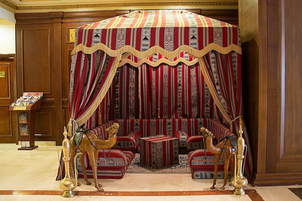 Royal Ascot Hotel 2
