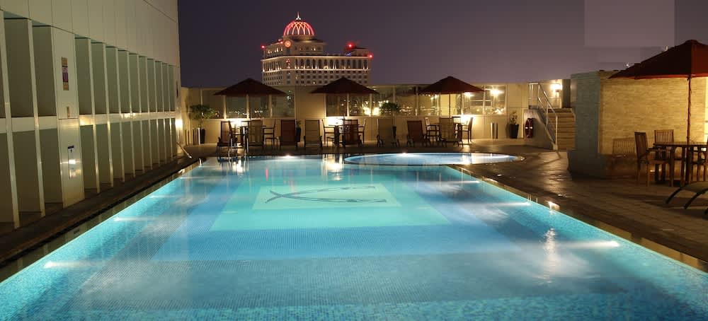 Ivory Grand Hotel Apartments 1