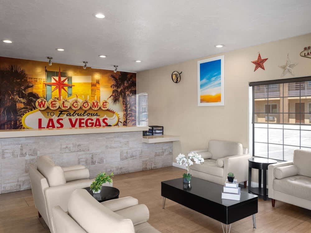 Days Inn by Wyndham Las Vegas Airport Near the Strip 2