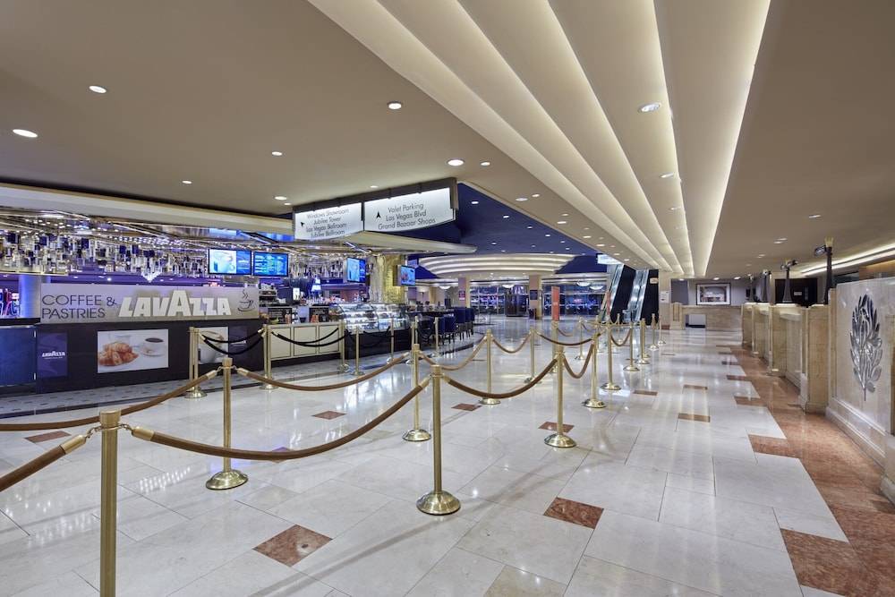 Horseshoe Las Vegas by Suiteness 2