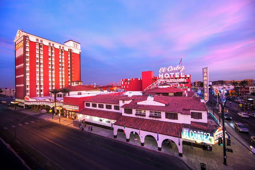 El Cortez Hotel & Casino - 21 and over only 1