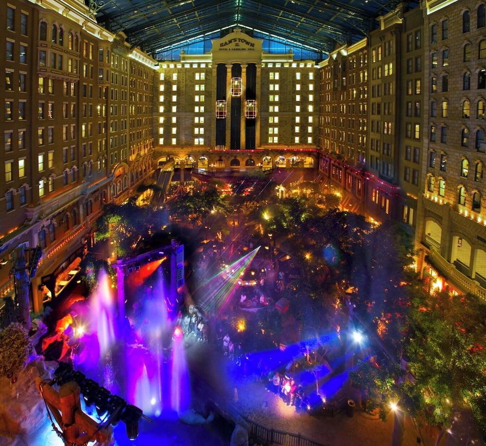 Sam's Town Hotel and Gambling Hall 1