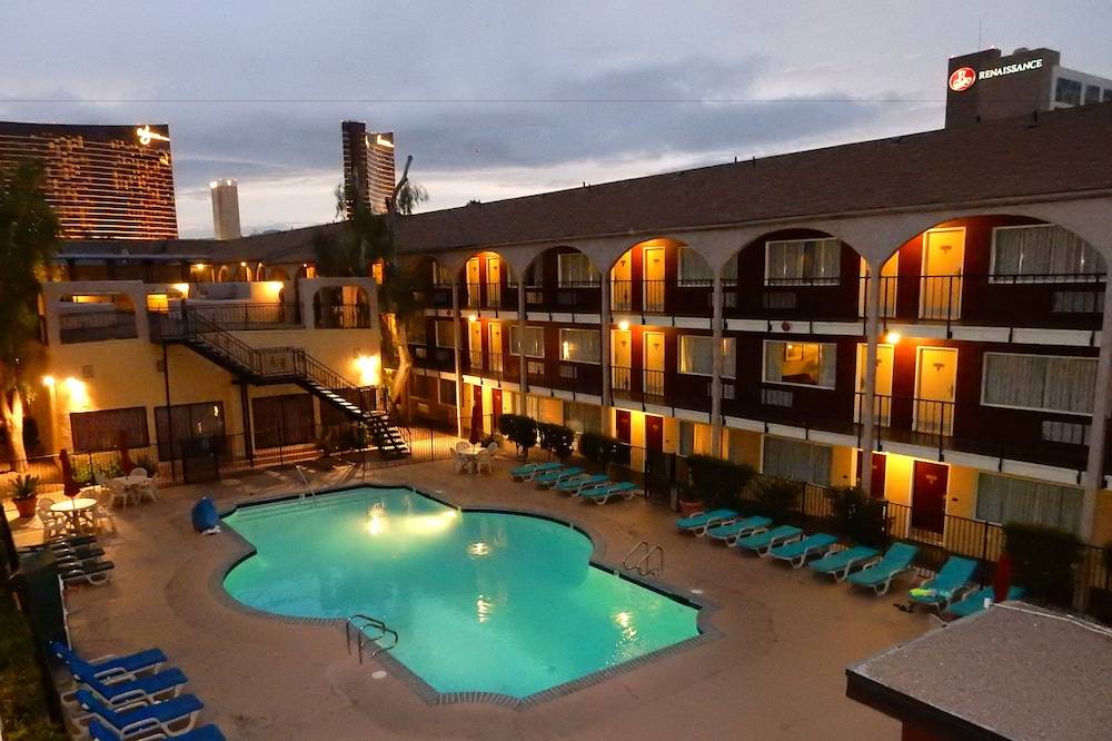 Mardi Gras Hotel & Casino 1