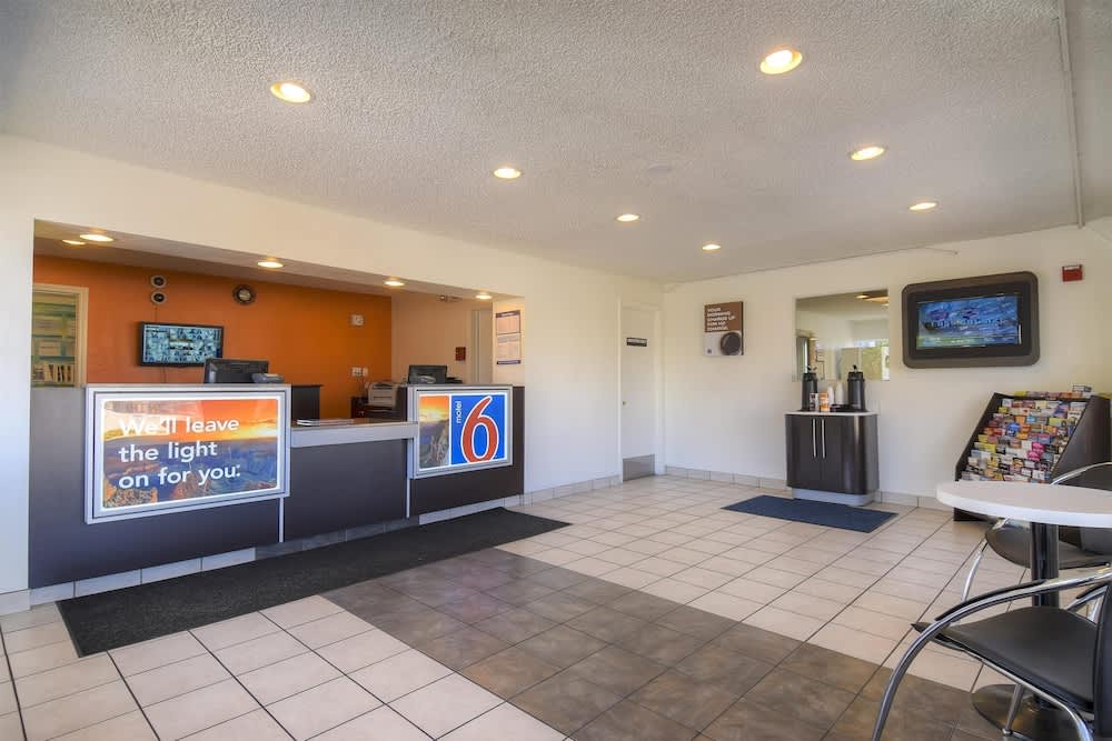 Motel 6 Las Vegas, NV – I-15 Stadium 2
