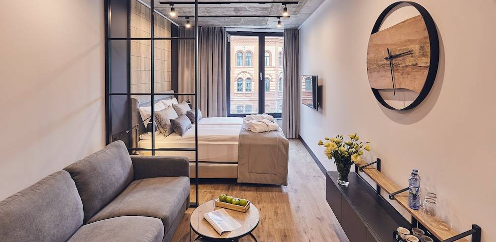The Bridge Suites Hotel 1
