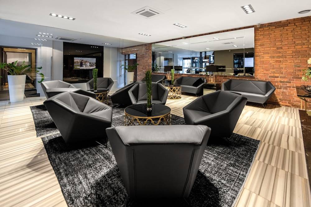 Queen Boutique Hotel 2