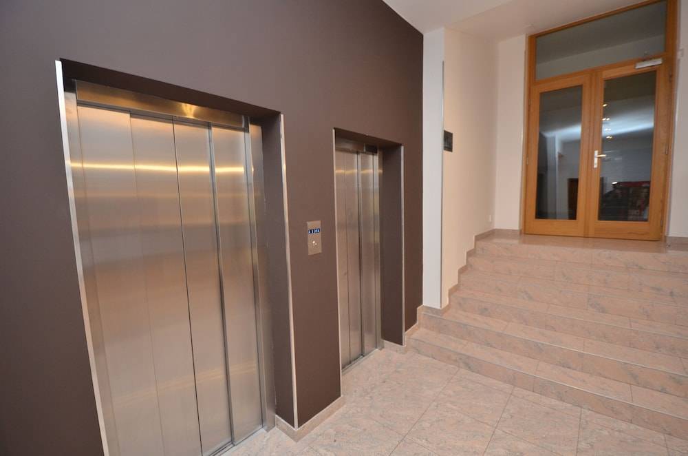 Hotel Aura Design & Garden Pool 2