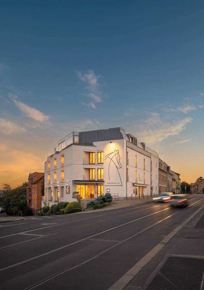 Hotel Troja 1