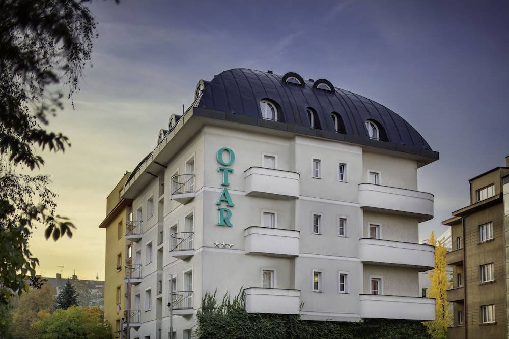 Hotel Otar 1