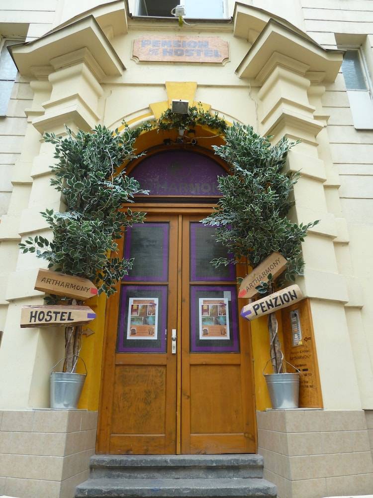 ARTHARMONY Pension & Hostel 1