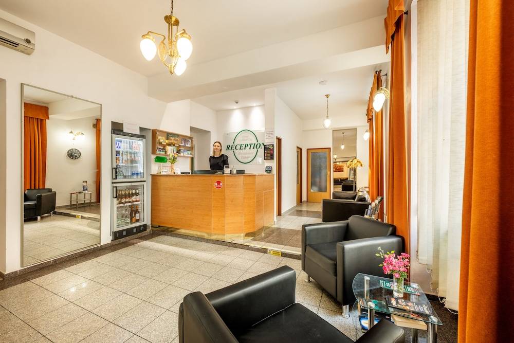 Hotel Golden City Garni 2