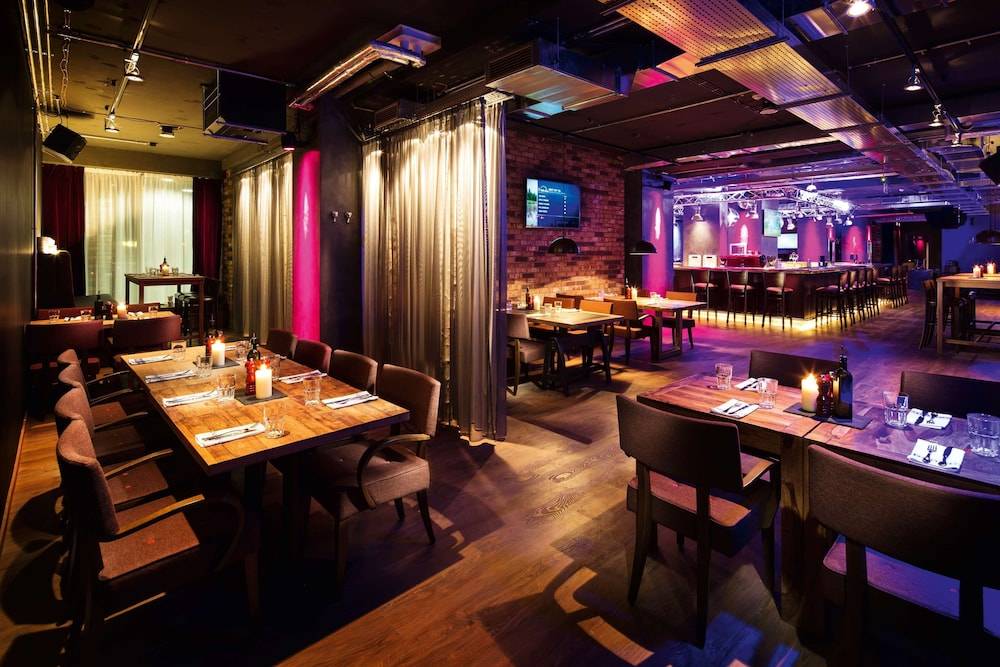 Hotel PULSE8 2
