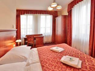 ARKADA HOTEL PRAHA 1