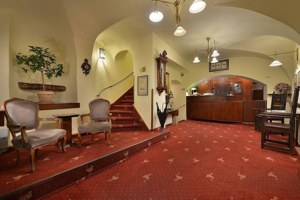 Hotel U 3 Pstrosu 2
