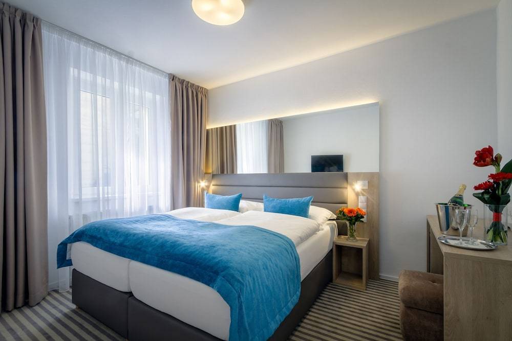 Hotel White Lion 1