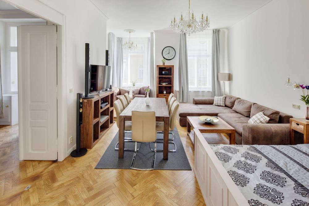 Old Town Square Apartments 1