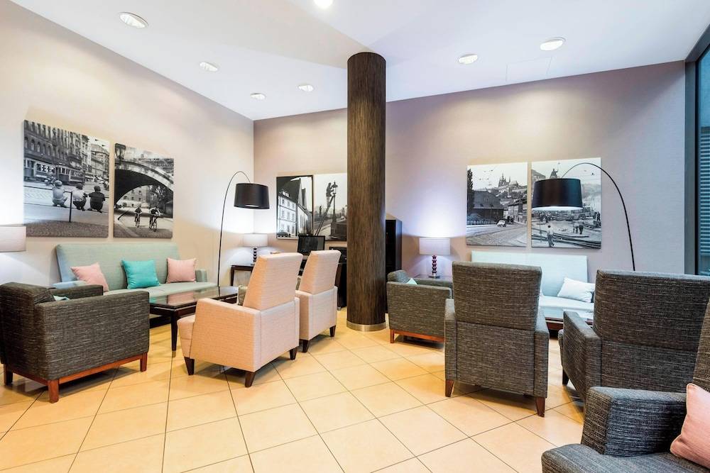 Courtyard by Marriott Prague City 2
