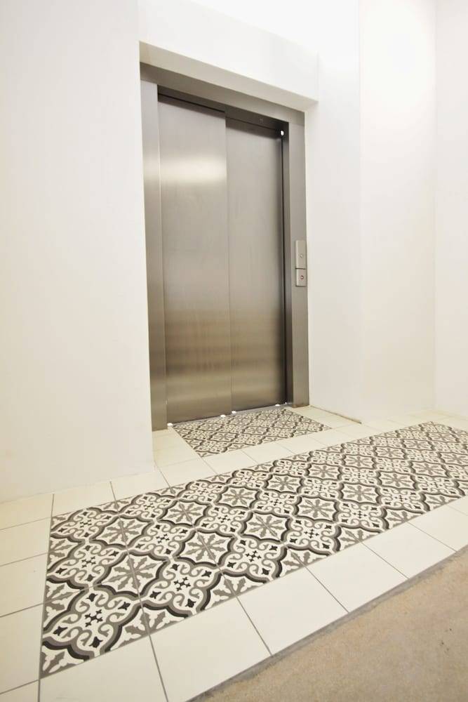 Elizabeth Suites 2