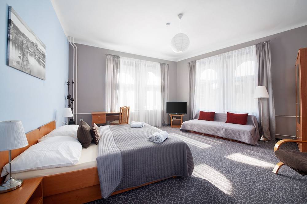 Hotel City Bell 1