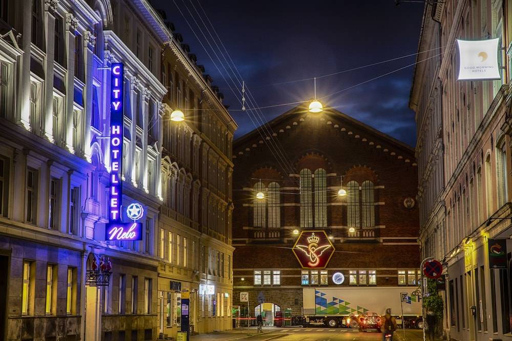 City Hotel Nebo 1