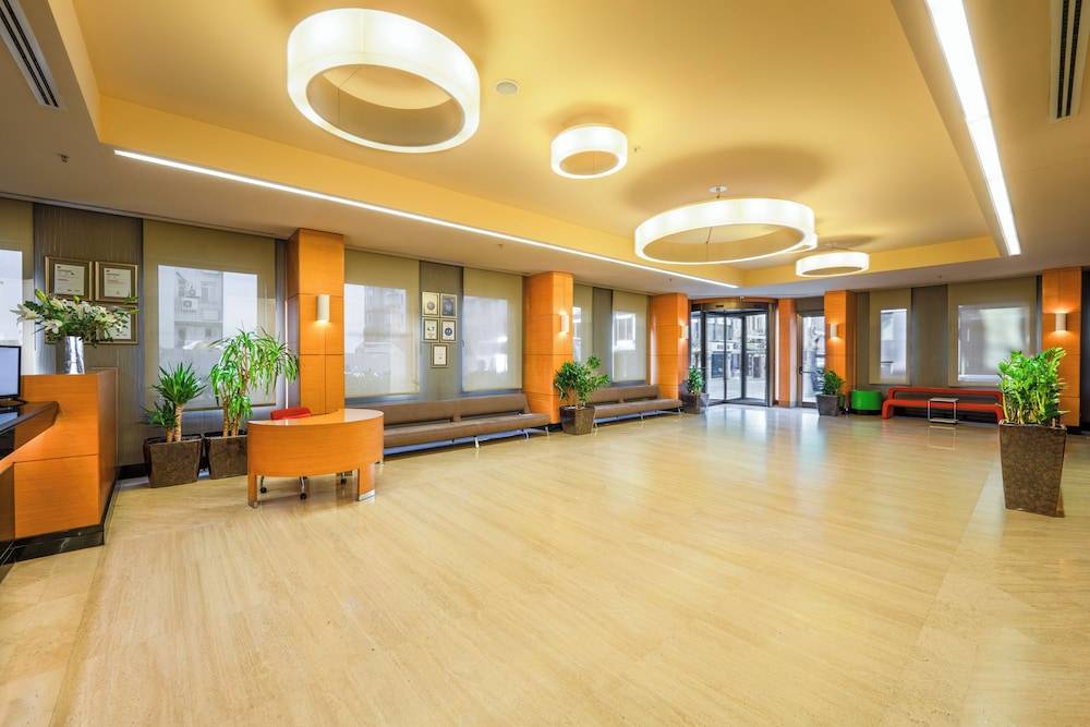Midtown Hotel 2