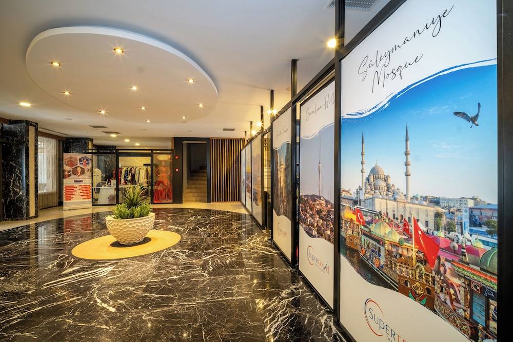 Grand S Hotel 2