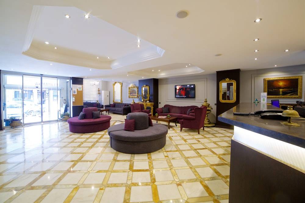 Grand Ant Hotel 2