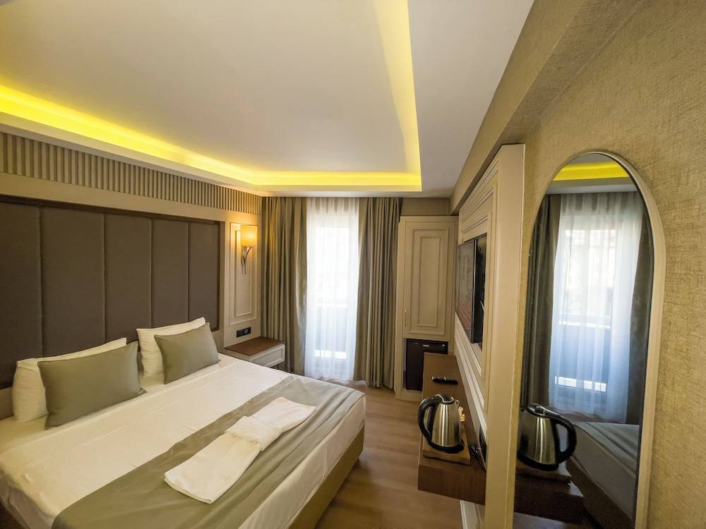 Martinenz Hotel Old City 1
