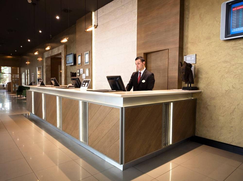 WOW Airport Hotel 2