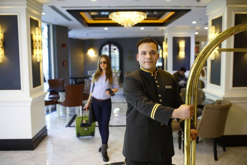 Mia Berre Hotels 2