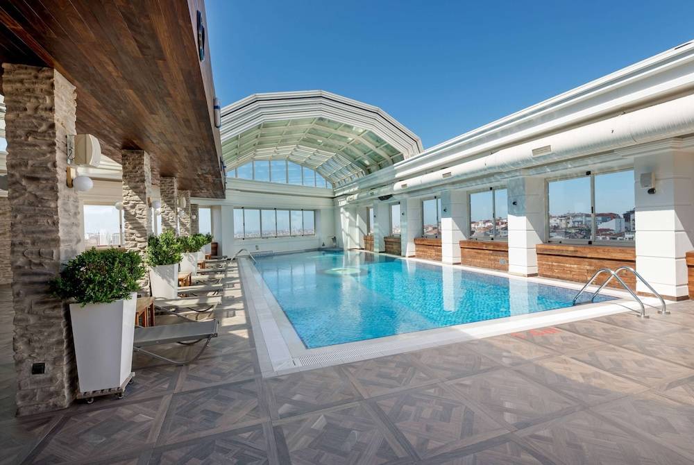Ramada Plaza By Wyndham Istanbul City Center 1