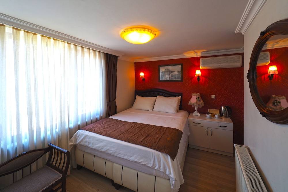 The Sunrise Hotel 2