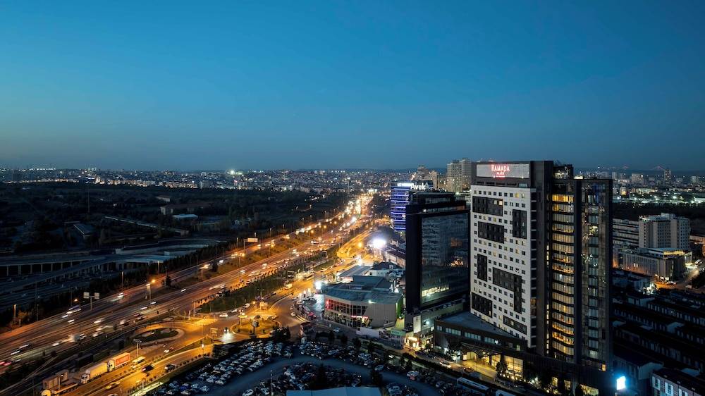 Ramada Plaza By Wyndham Istanbul Tekstilkent 1