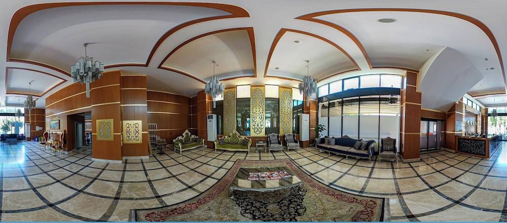 Vois Hotel Atasehir & SPA 2
